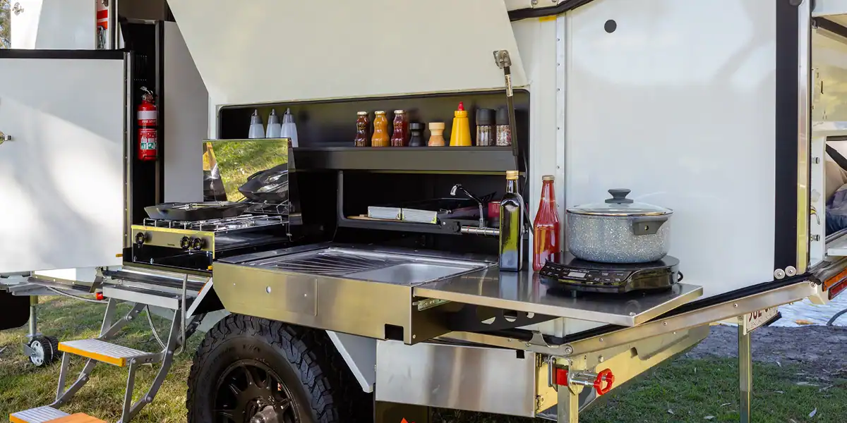 EDM-karavan-outside-kitchen