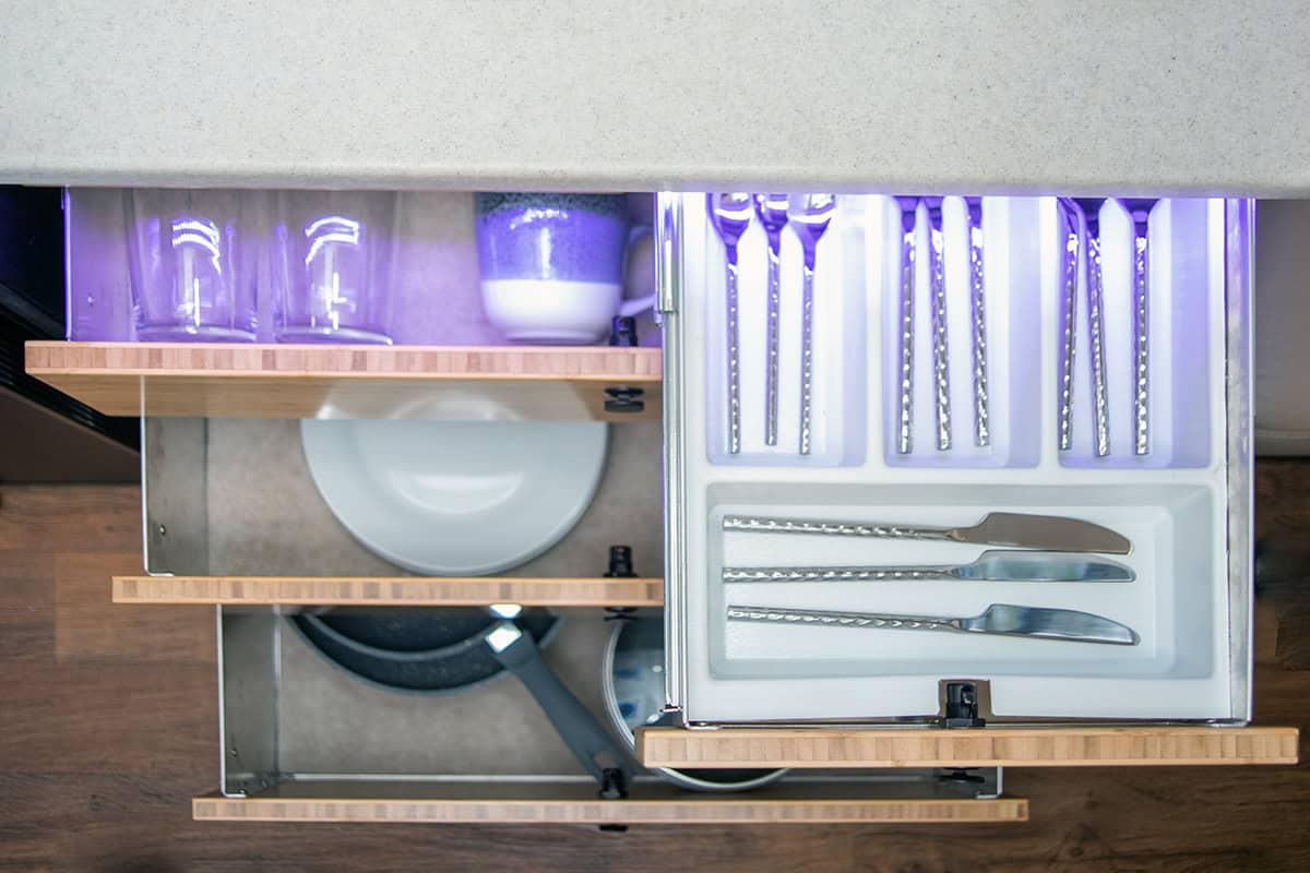 INT-karavan-off-road-caravan-cutlery-167