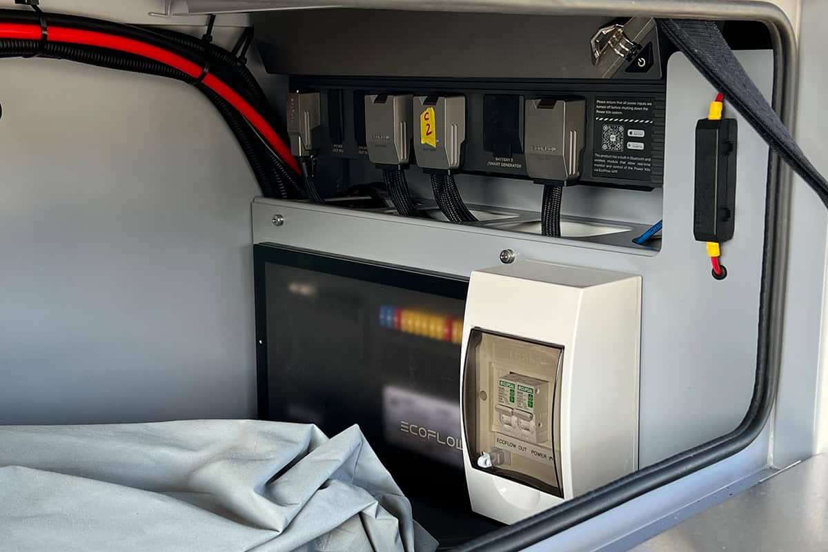 karavan-off-road-caravan-1754