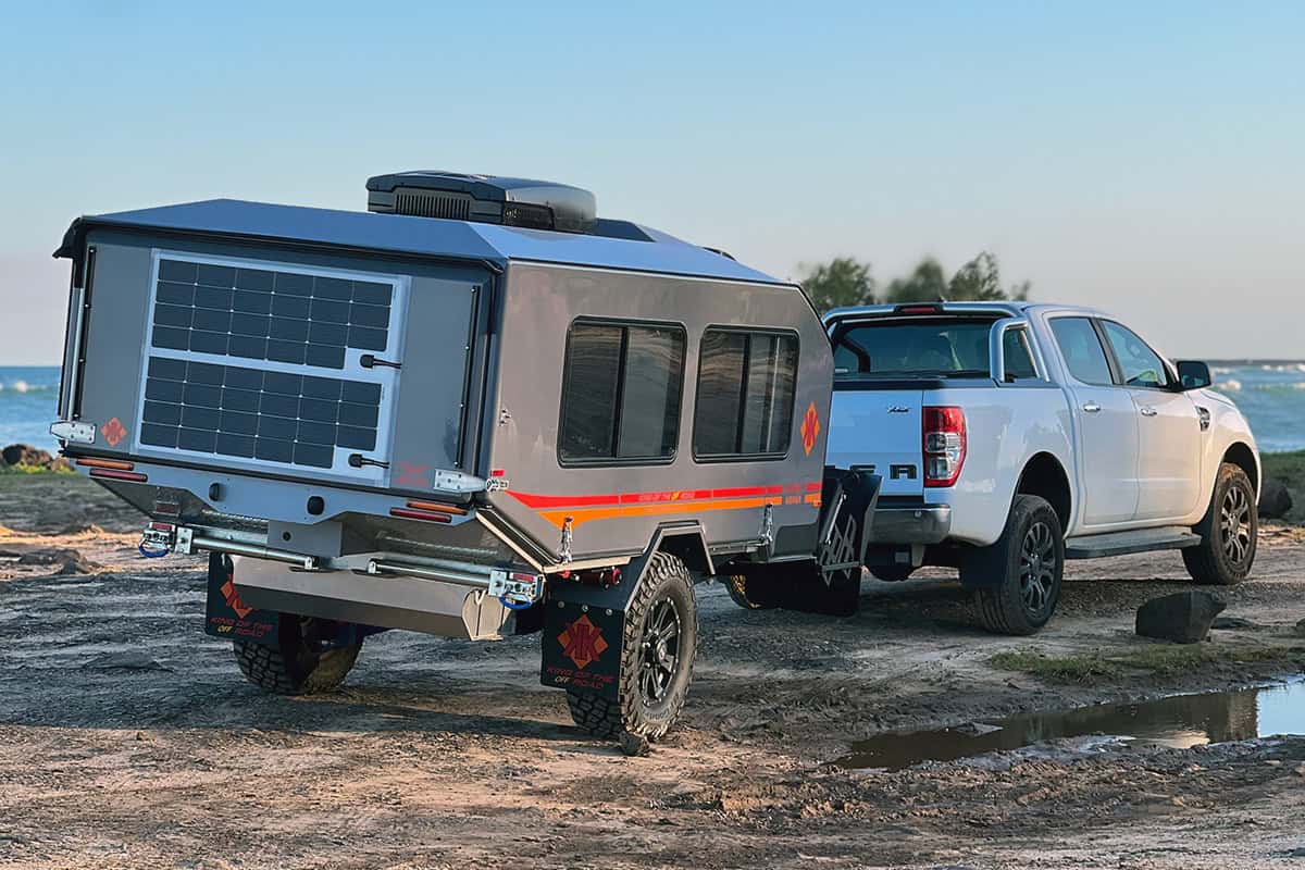 karavan-off-road-caravan-1898