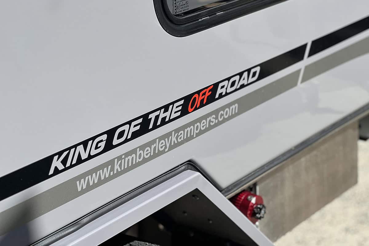 karavan-off-road-caravan-3592